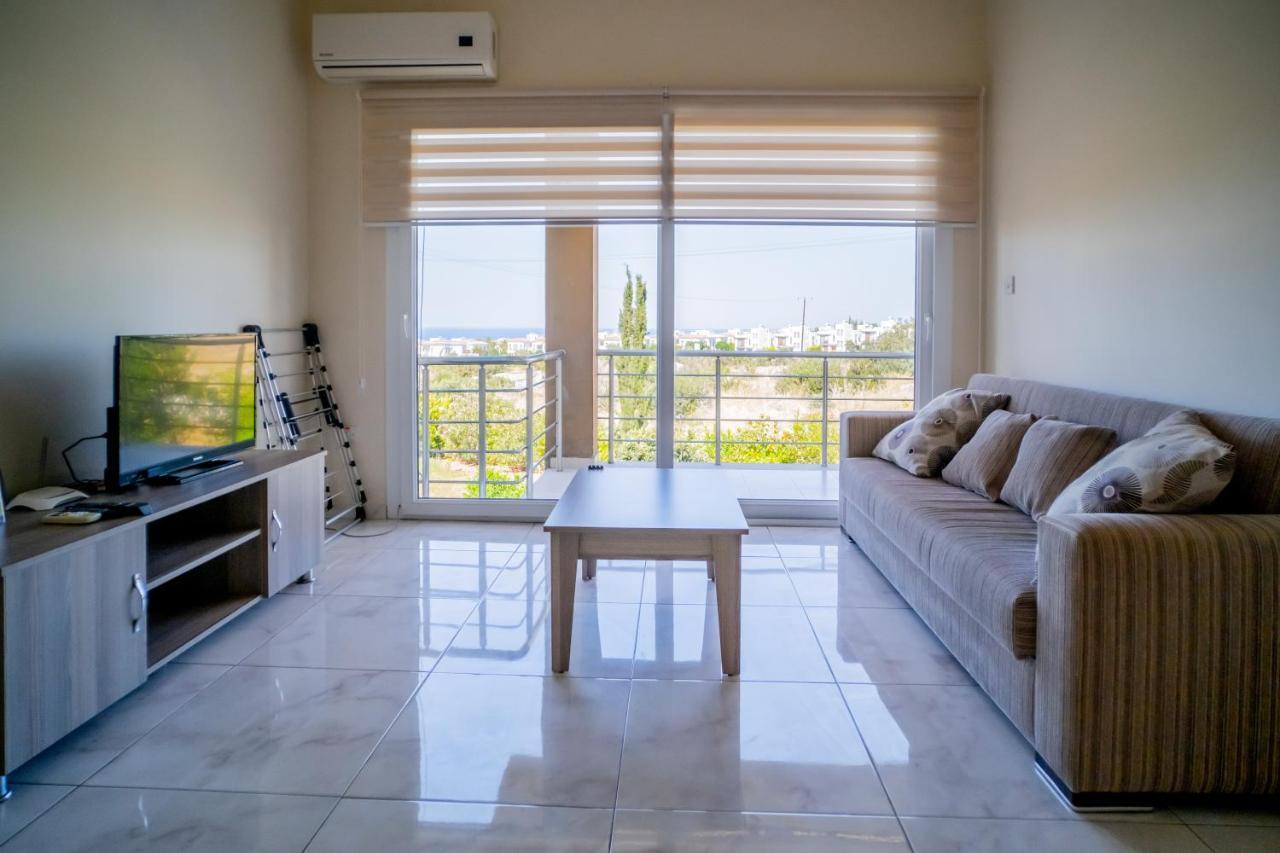 Spacious Two-Bedroom Apartment In Amazing Residence Escape Homes Kyrenia  Exterior foto