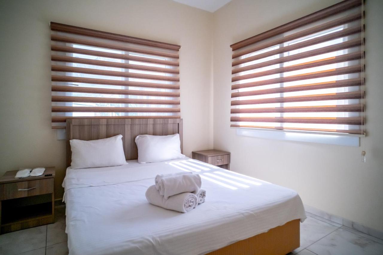 Spacious Two-Bedroom Apartment In Amazing Residence Escape Homes Kyrenia  Exterior foto