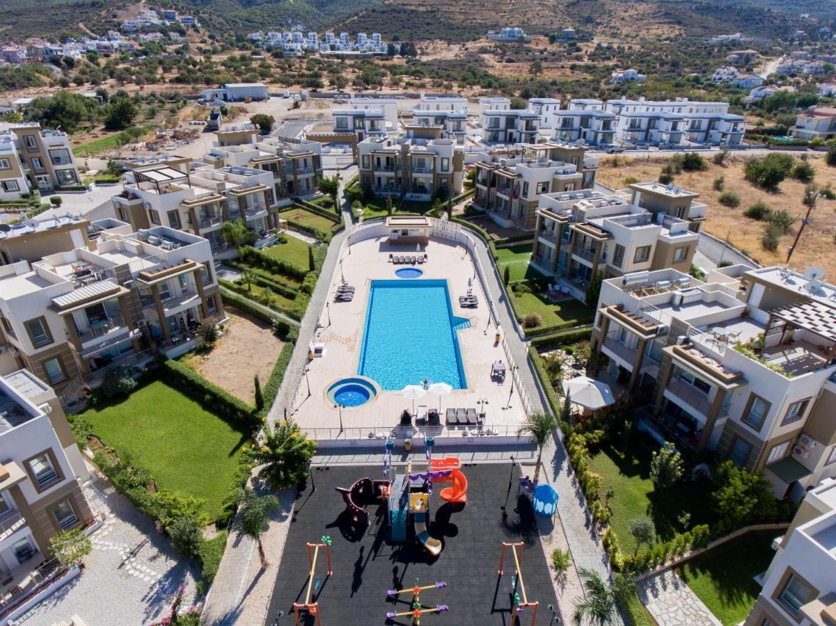 Spacious Two-Bedroom Apartment In Amazing Residence Escape Homes Kyrenia  Exterior foto