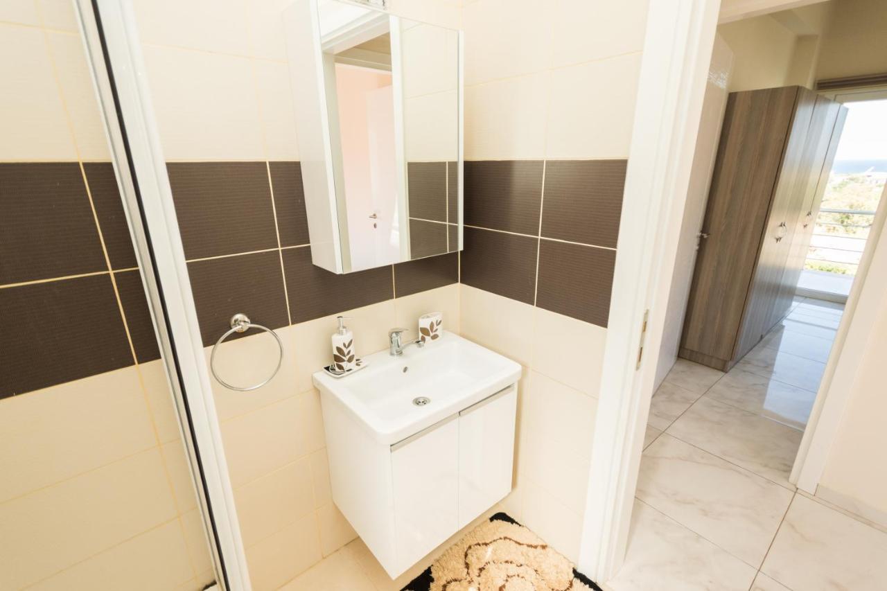 Spacious Two-Bedroom Apartment In Amazing Residence Escape Homes Kyrenia  Exterior foto
